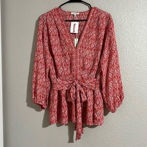 Floral flowy tie blouse